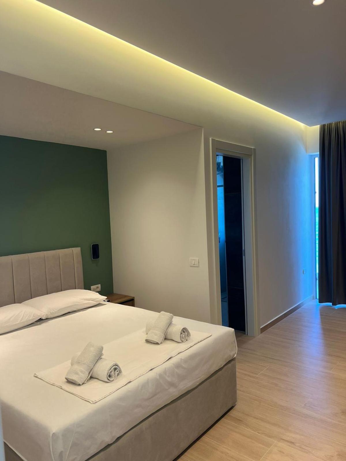 Emily's Hotel Himare