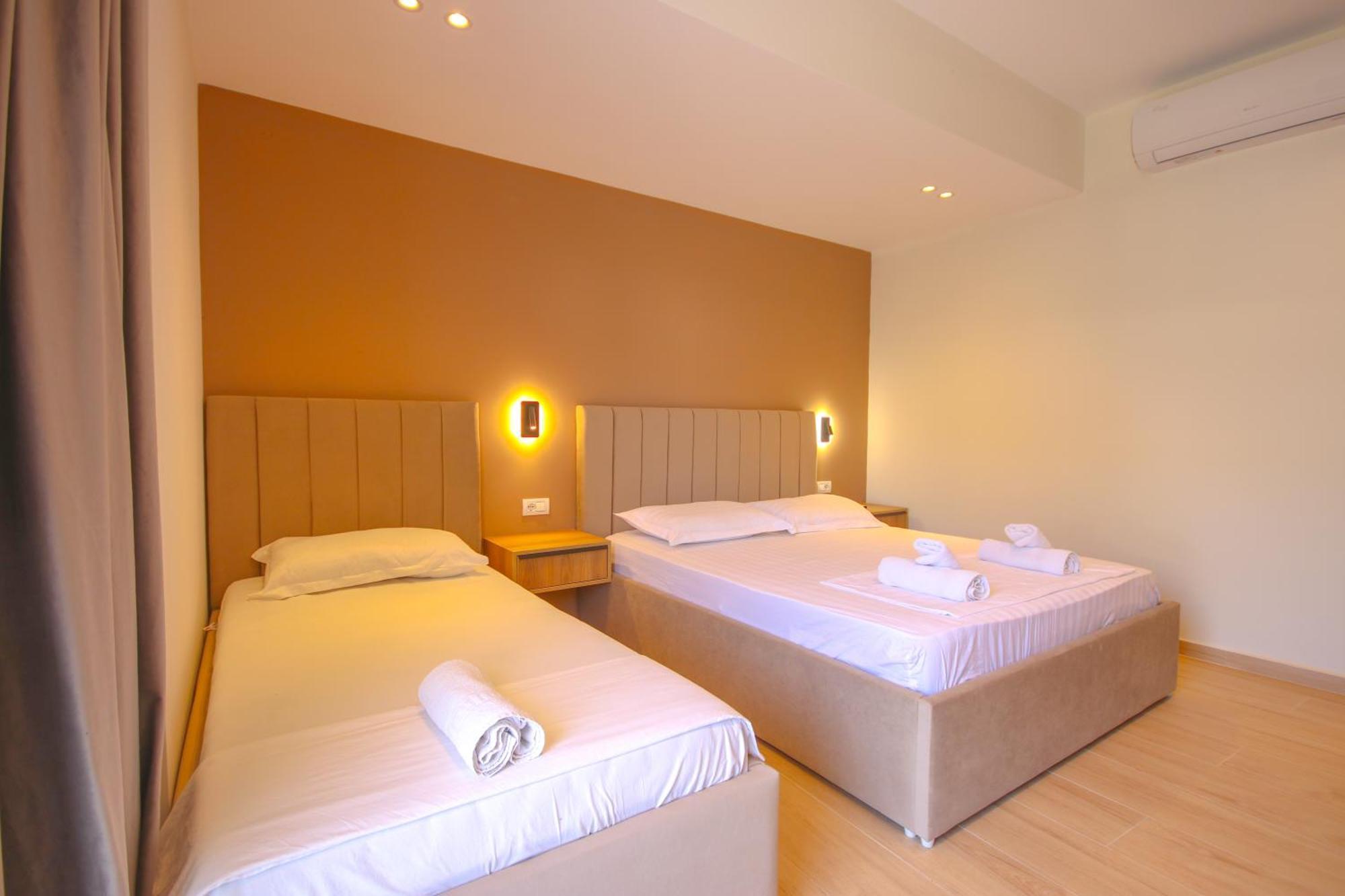 Hotel Emily's
