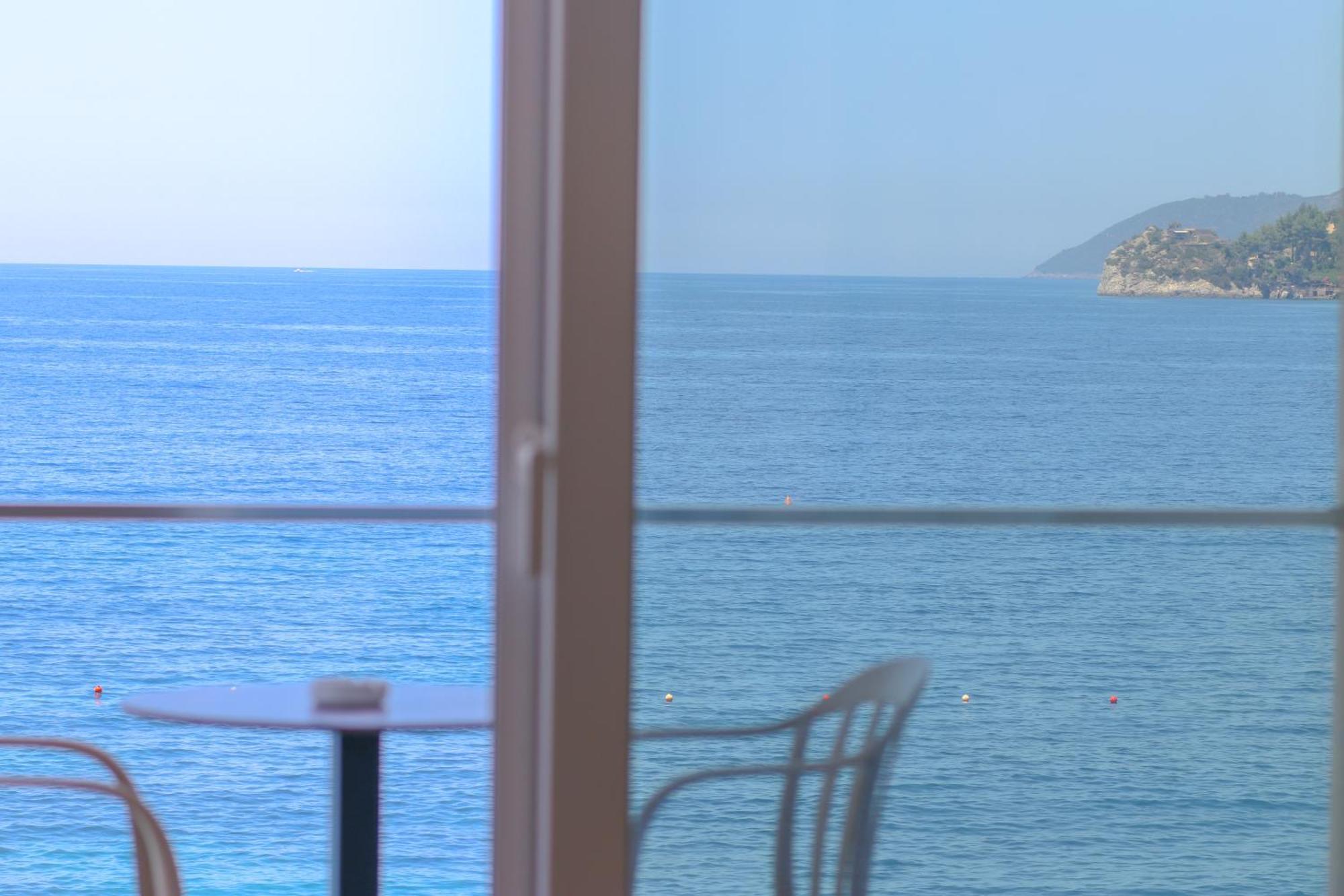 Emily's Hotel Himare